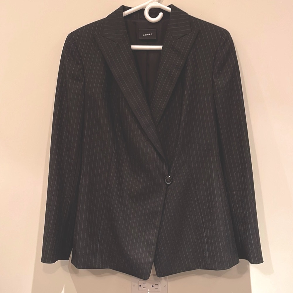 Akris asymmetrical pinstripe blazer. Size 14.